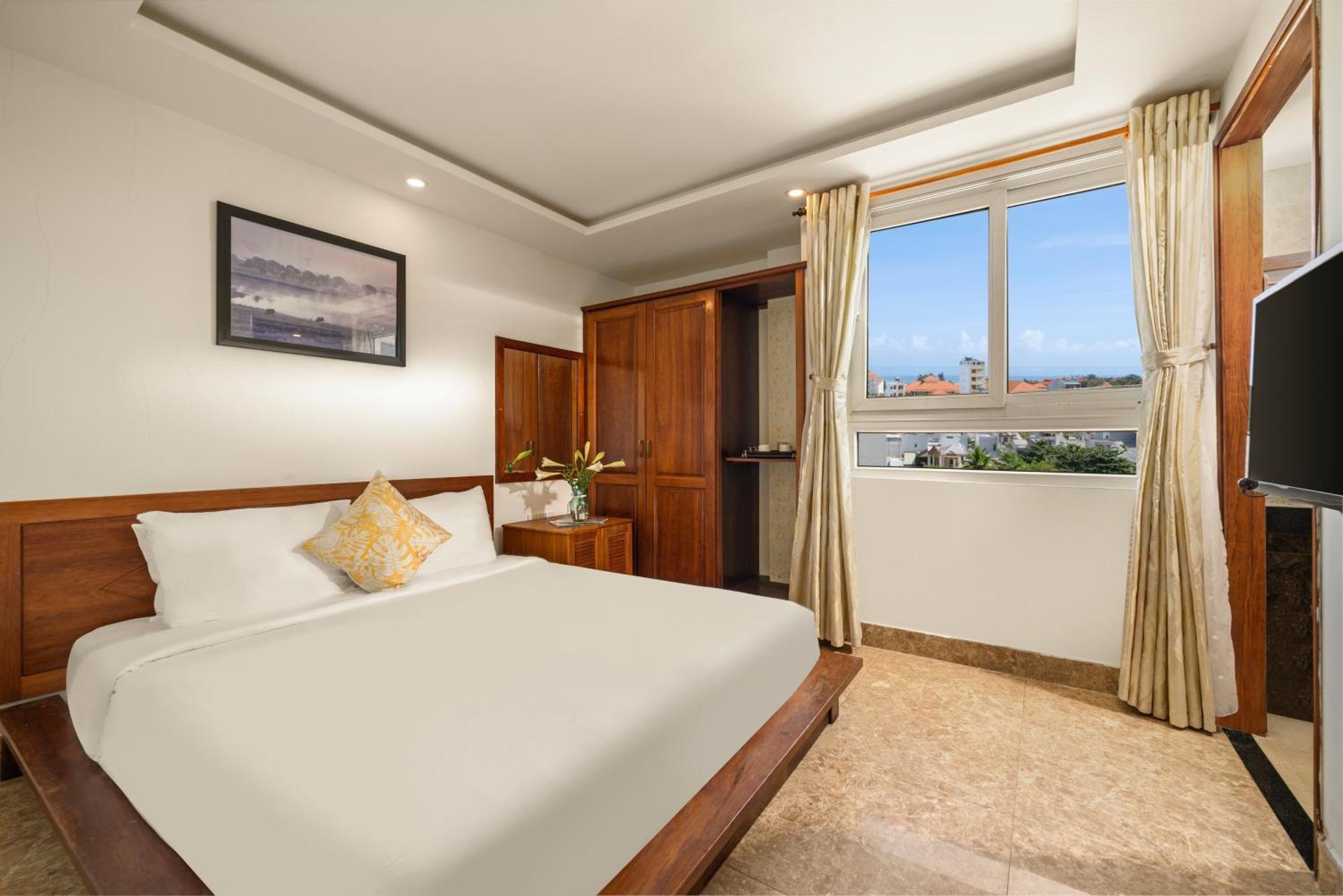 Titan Hotel Da Nang Exterior photo